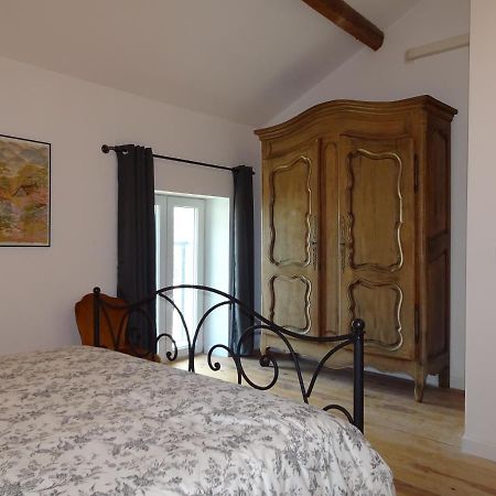 Maison D' Alys Entre Luberon Et Alpilles Cabannes 外观 照片